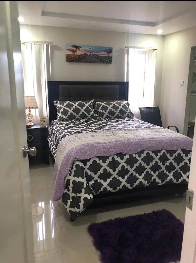 Ferienwohnung Allure Portmore Apartment